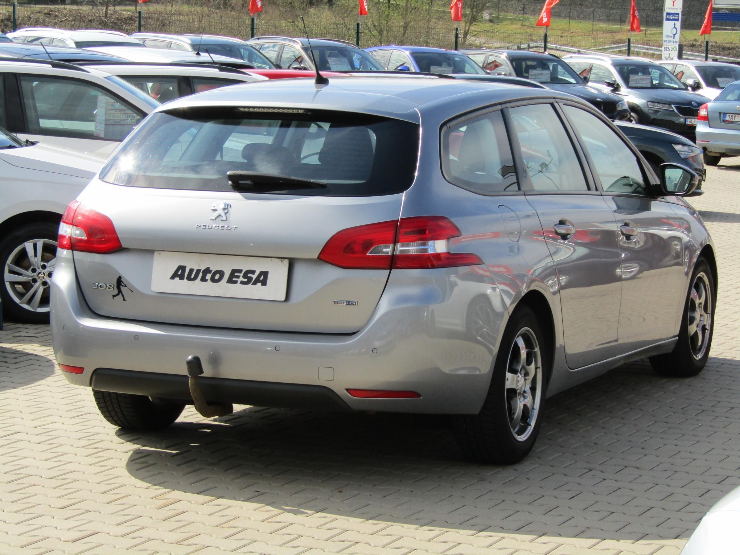 Peugeot 308, 2016 - pohled č. 6