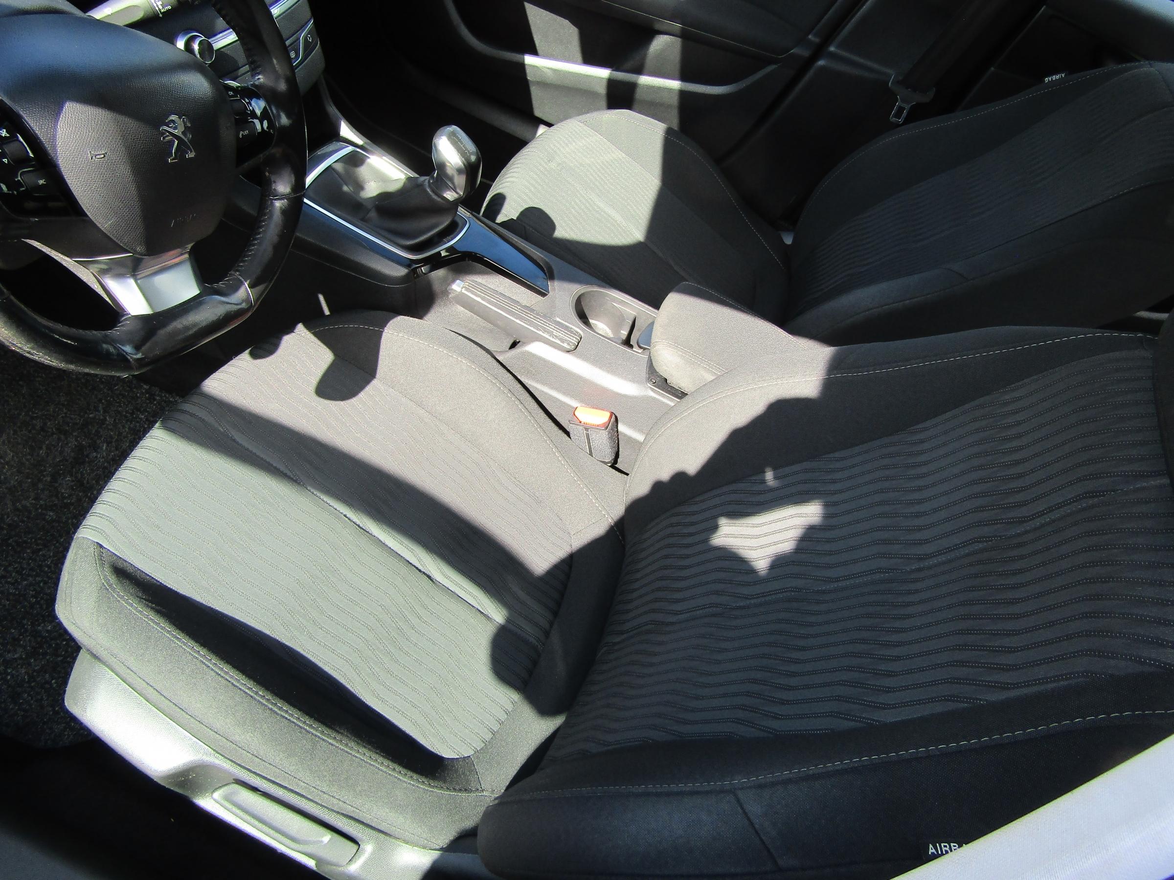 Peugeot 308, 2016 - pohled č. 9