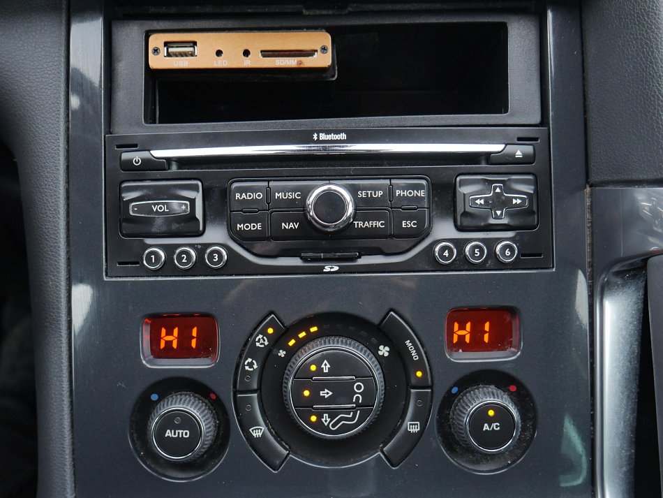 Peugeot 3008 2.0 HDi Premium