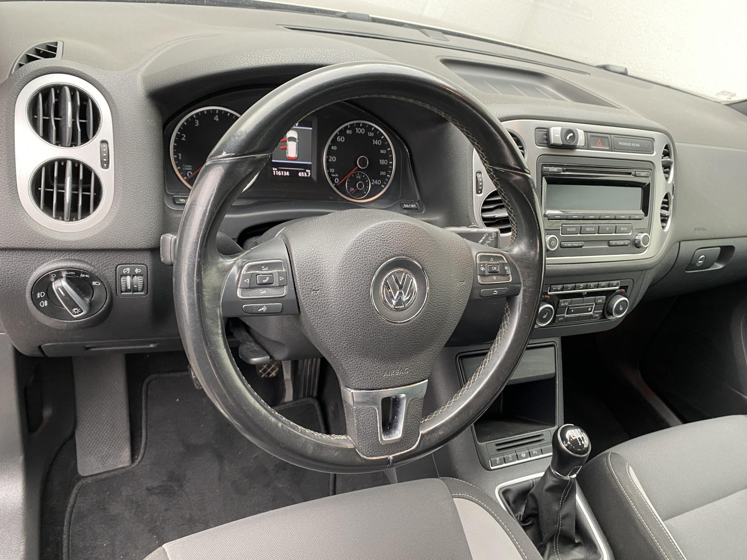Volkswagen Tiguan, 2014 - pohled č. 12