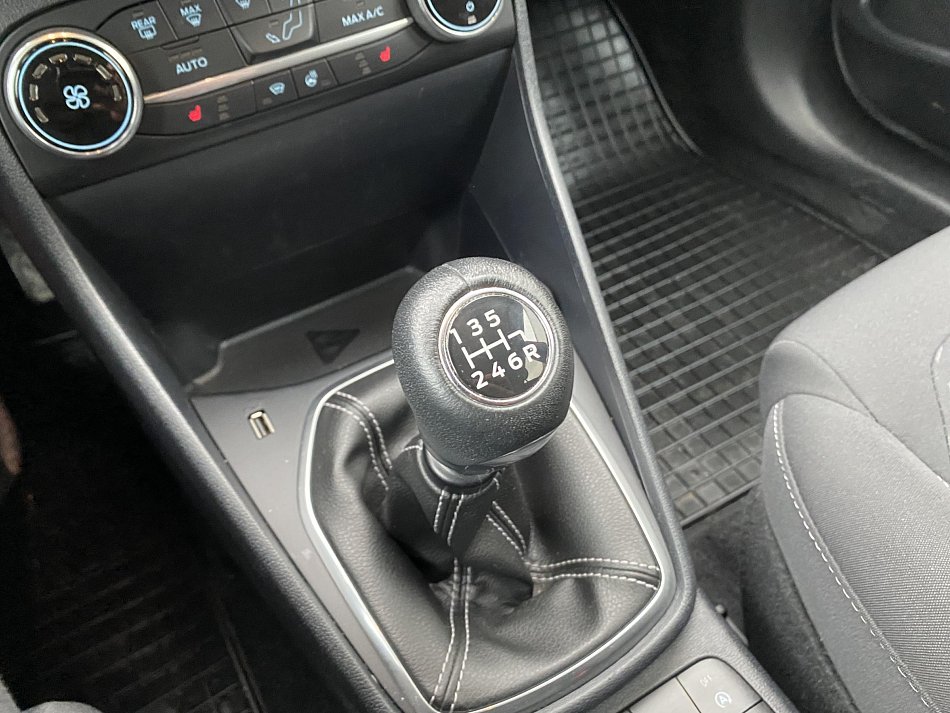 Ford Fiesta 1.0 EB Titanium