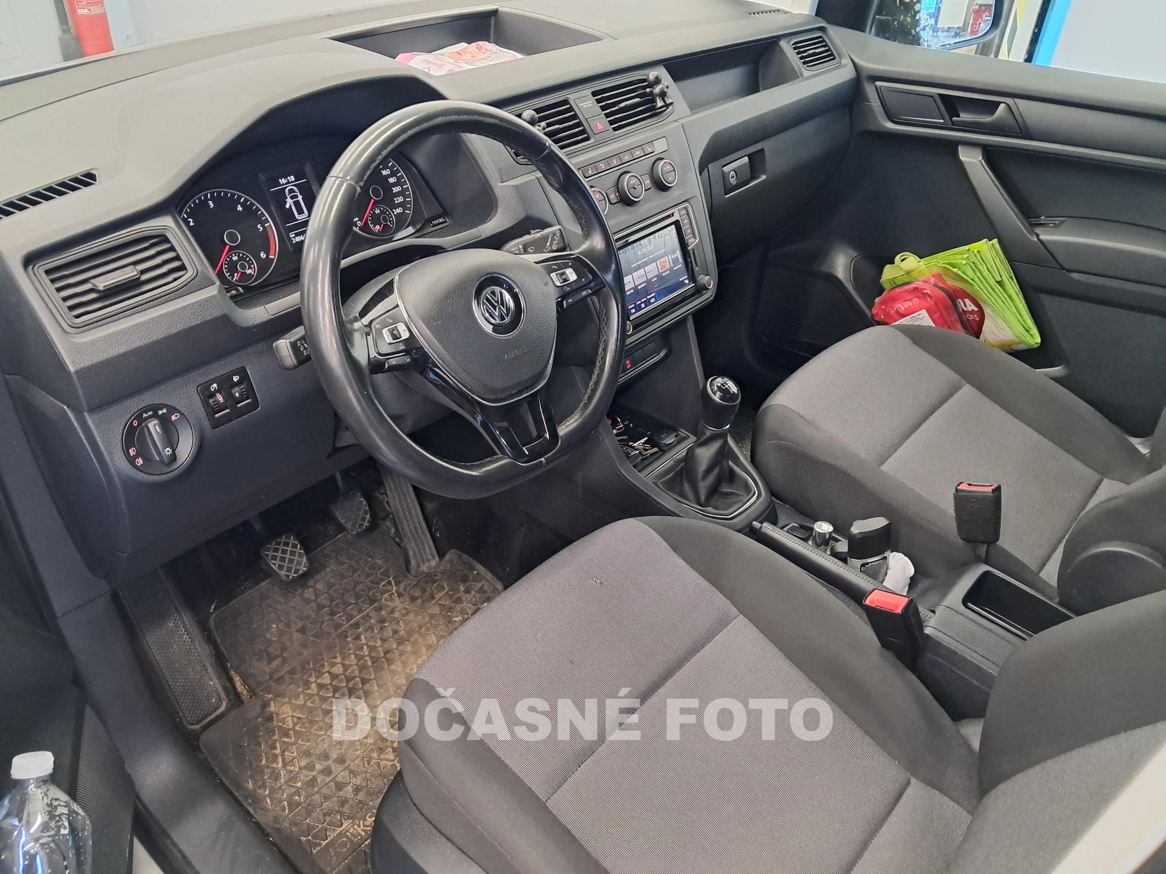 Volkswagen Caddy, 2018 - pohled č. 3