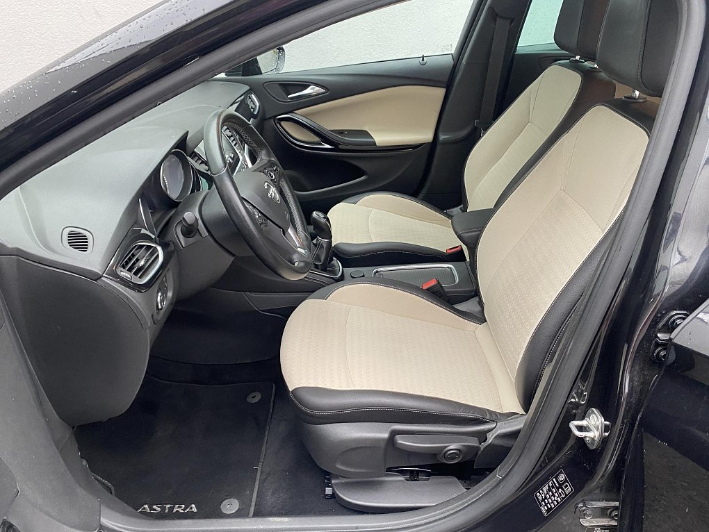 Opel Astra 1.4T 