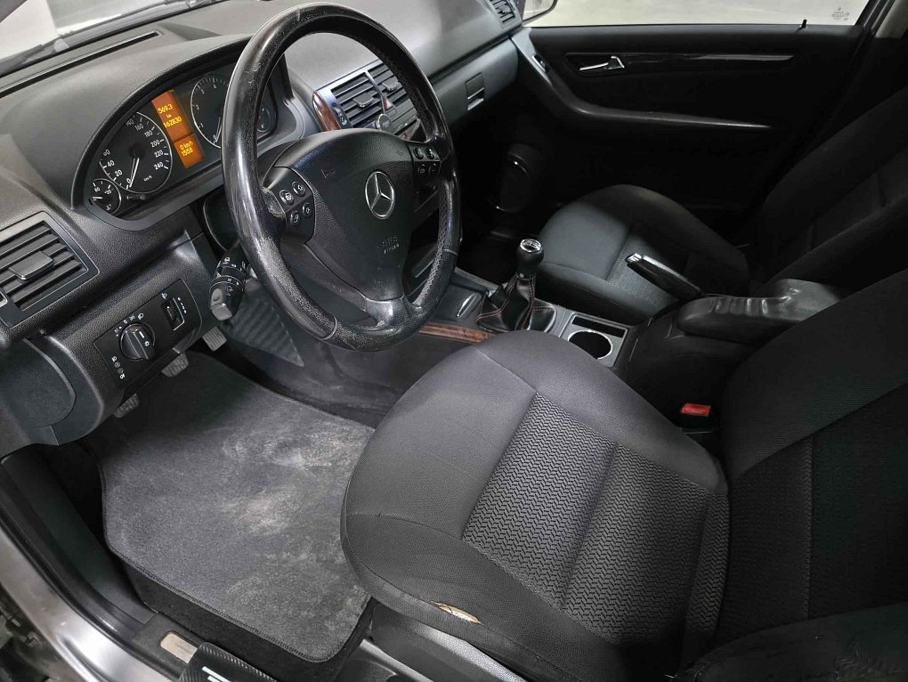 Mercedes-Benz Třída A 1.7i 
