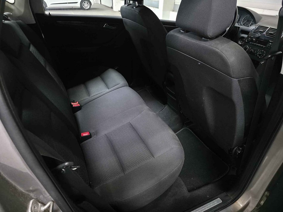 Mercedes-Benz Třída A 1.7i 
