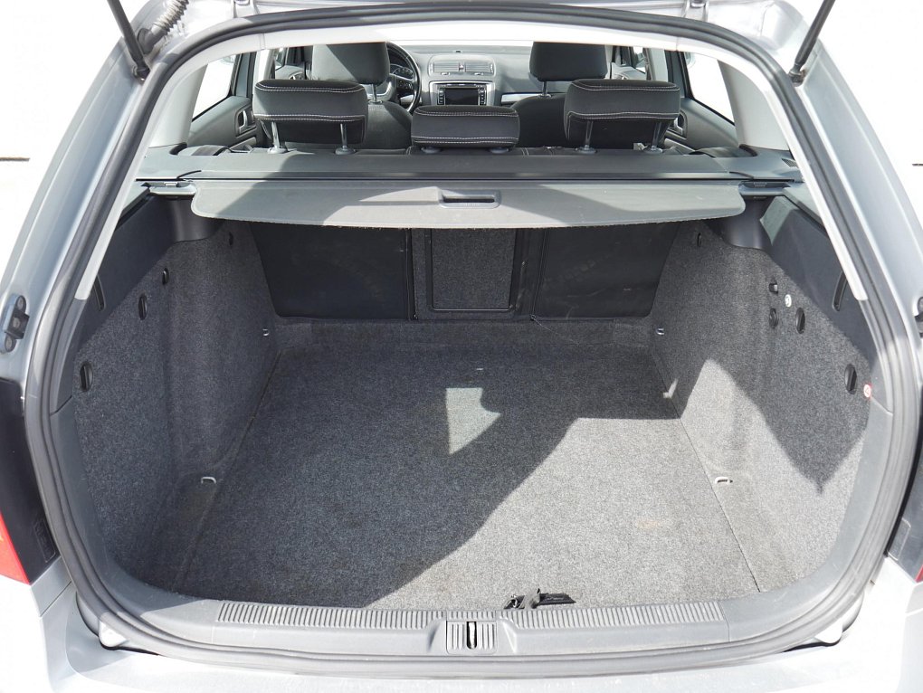 Škoda Octavia II 1.6 TDi Elegance