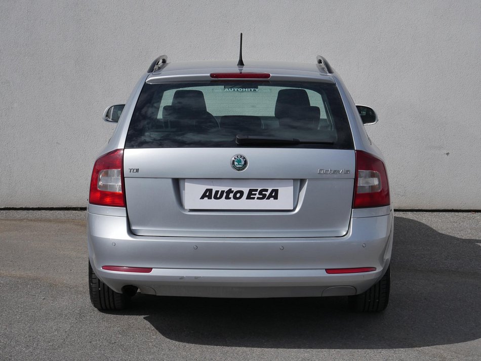 Škoda Octavia II 1.6 TDi Elegance
