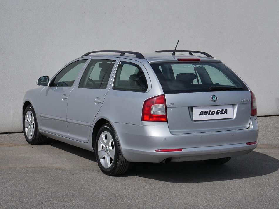 Škoda Octavia II 1.6 TDi Elegance