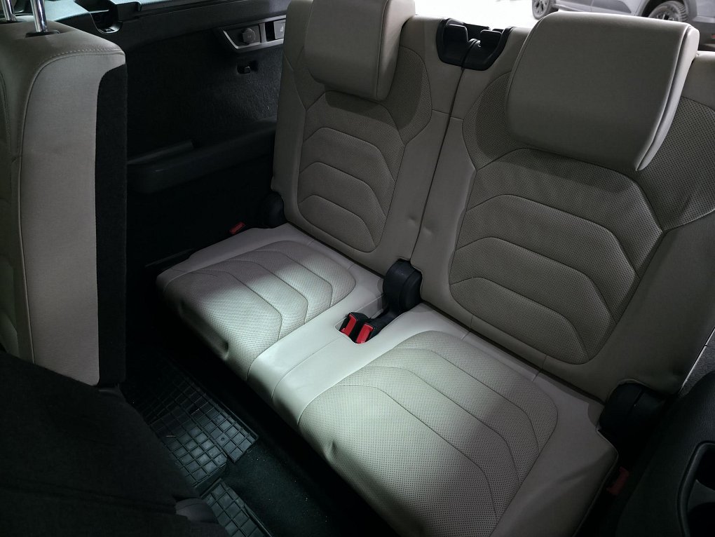 Škoda Kodiaq 2.0 TDi  4x4, 7míst