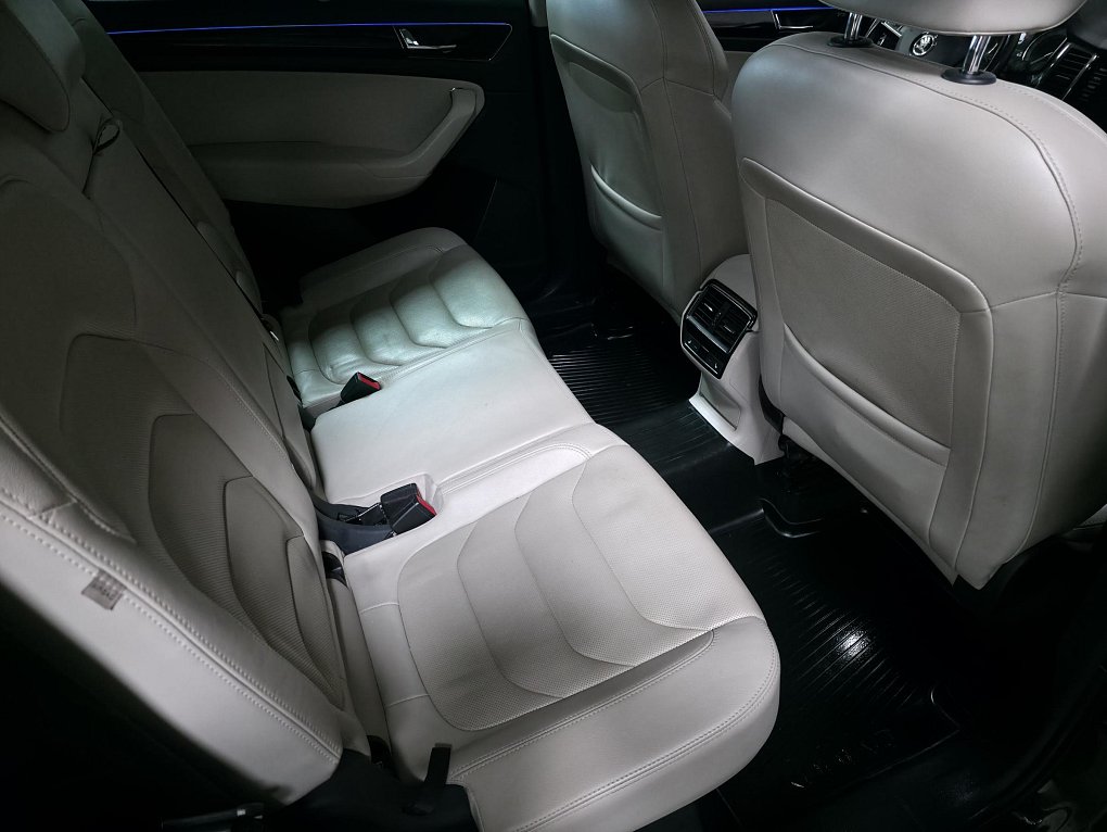 Škoda Kodiaq 2.0 TDi  4x4, 7míst