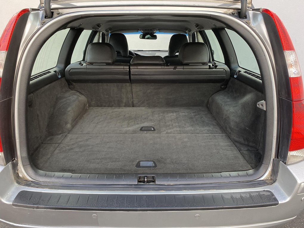 Volvo V70 2.4 D5 