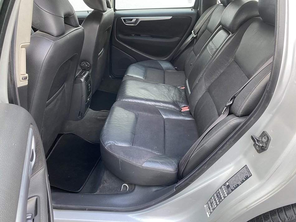 Volvo V70 2.4 D5 