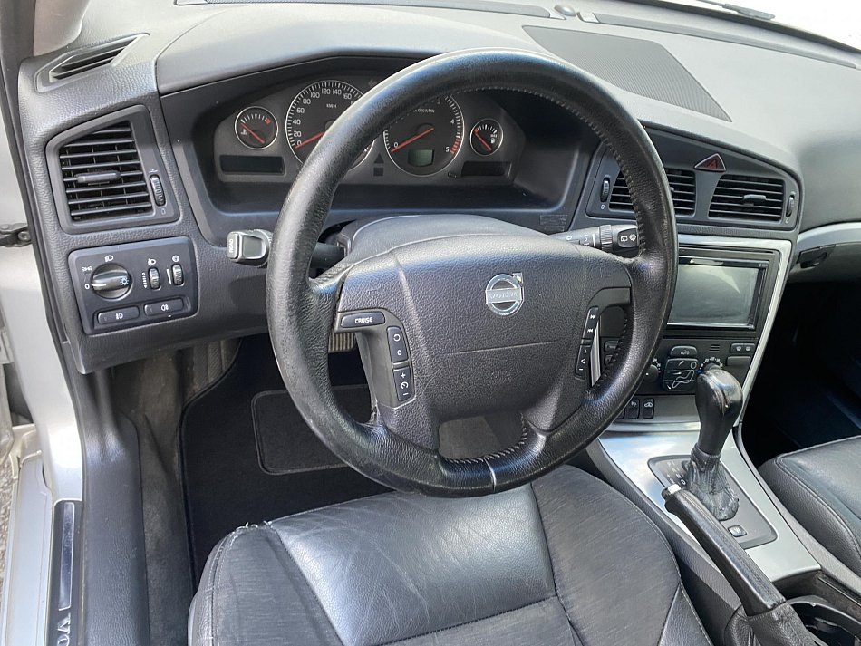 Volvo V70 2.4 D5 