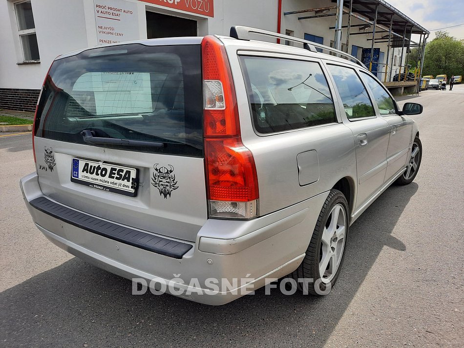 Volvo V70 2.4 D5 