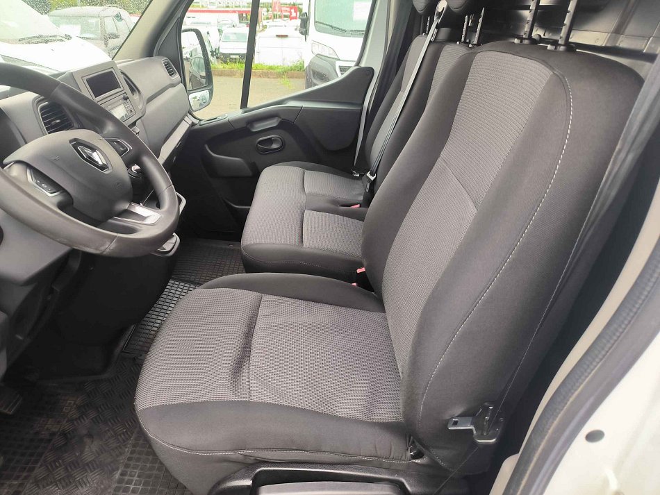 Renault Master 2.3dCi Cool L3H2