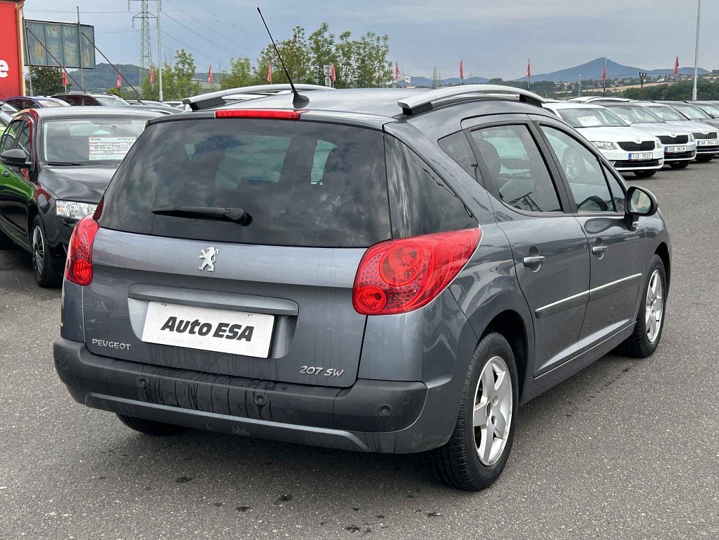 Peugeot 207 1.4 16V 