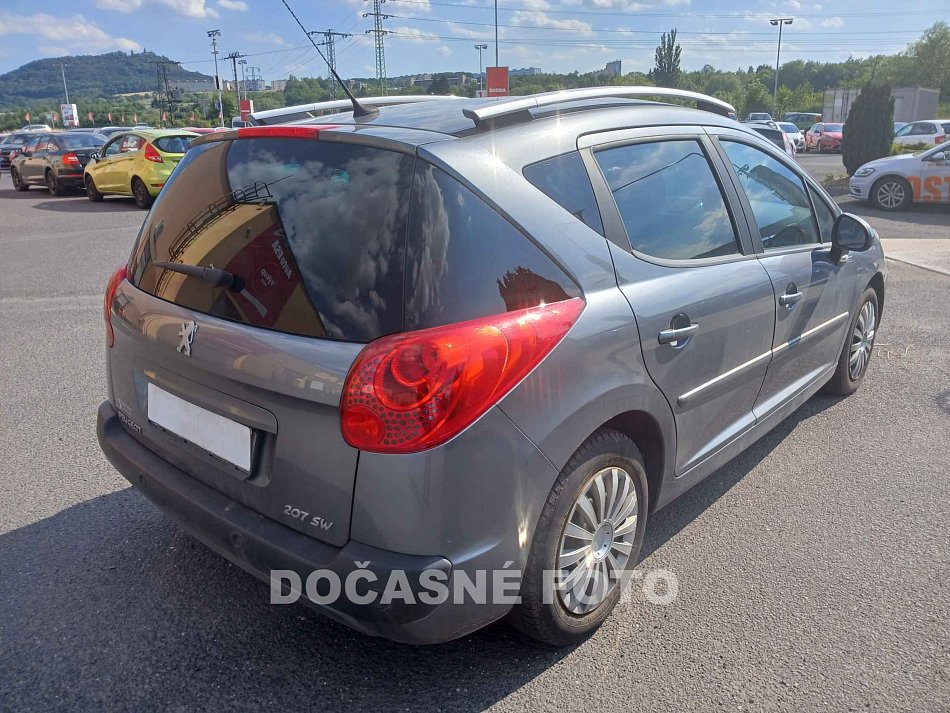 Peugeot 207 1.4 16V 
