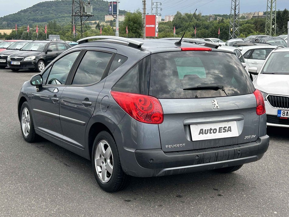 Peugeot 207 1.4 16V 