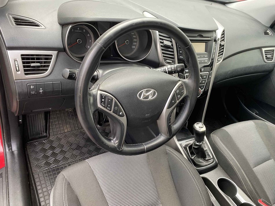 Hyundai I30 1.6 CVVT Trikolor
