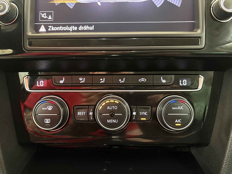 Volkswagen Passat 2.0TDi 