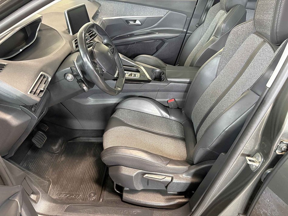Peugeot 3008 1.6 HDi Allure