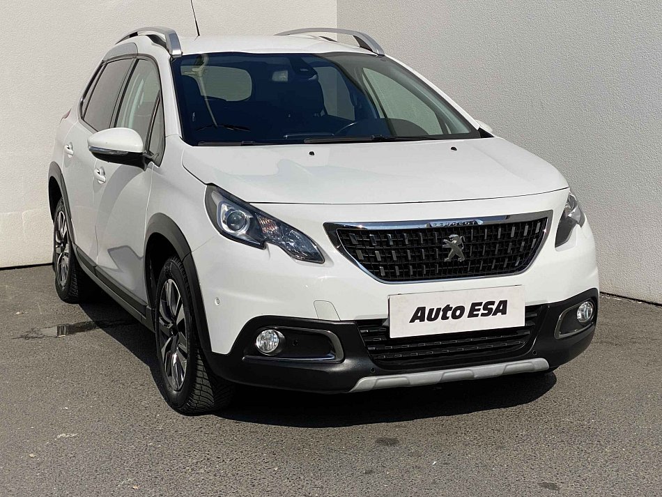 Peugeot 2008 1.2PT Allure