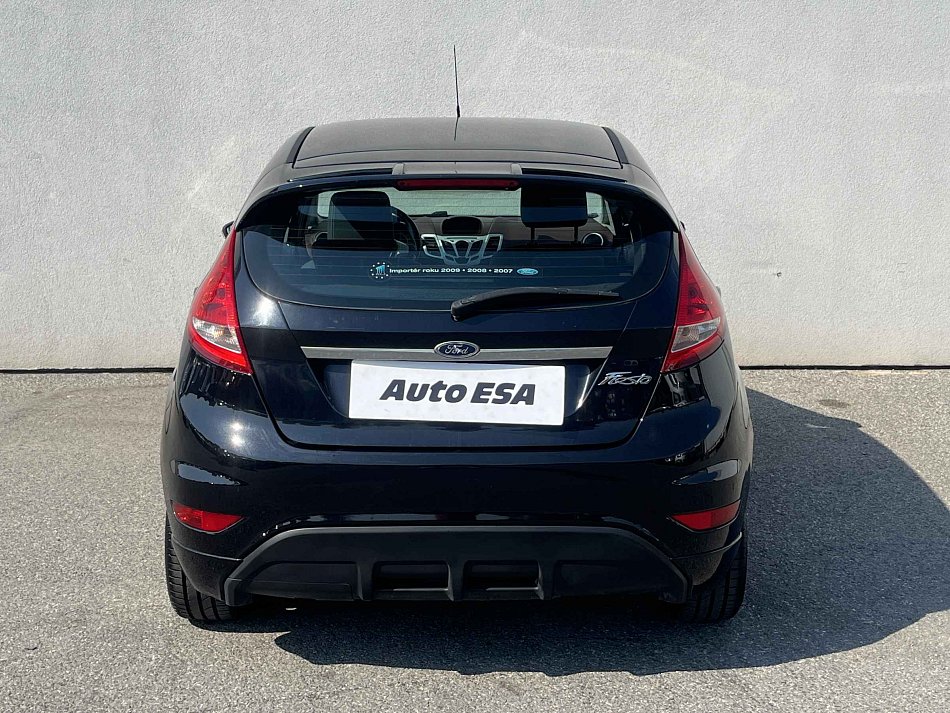 Ford Fiesta 1.3i Titanium