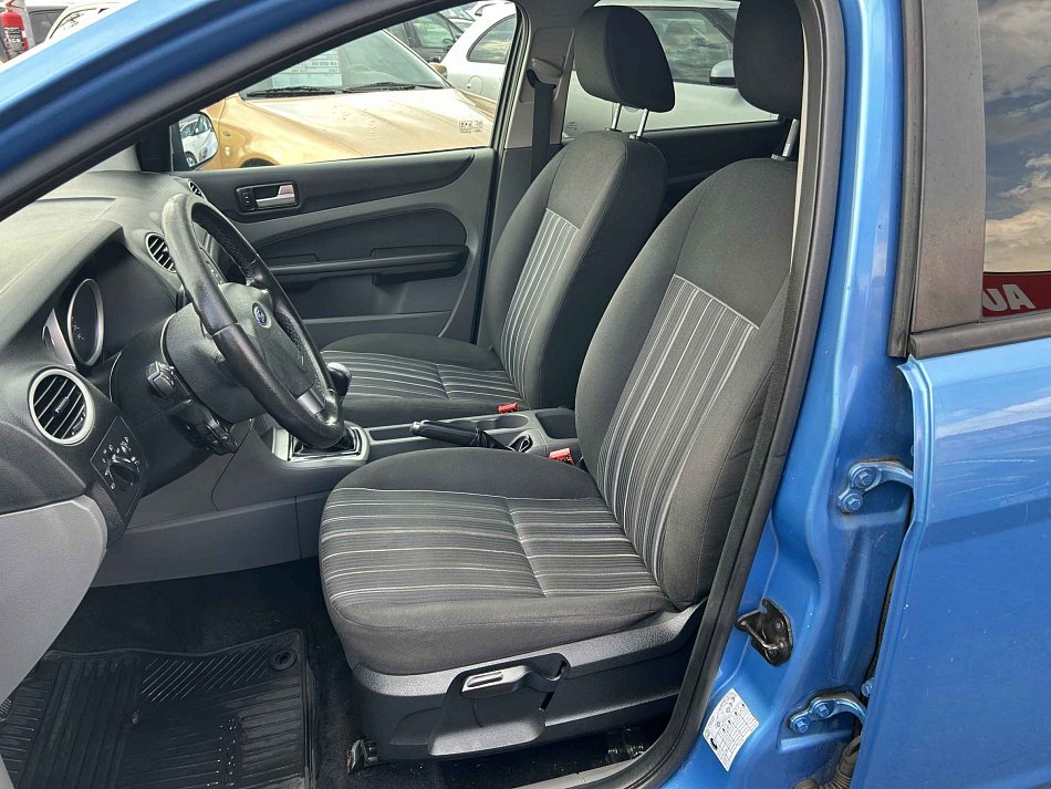 Ford Focus 1.6 16V 