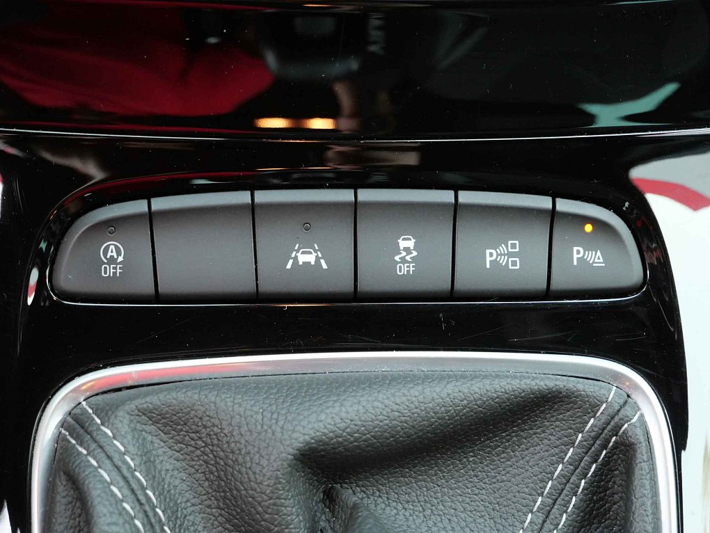 Opel Astra 1.2T 