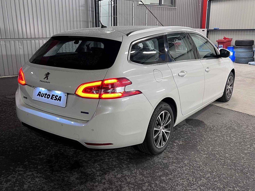 Peugeot 308 1.6 Blue HDi Allure