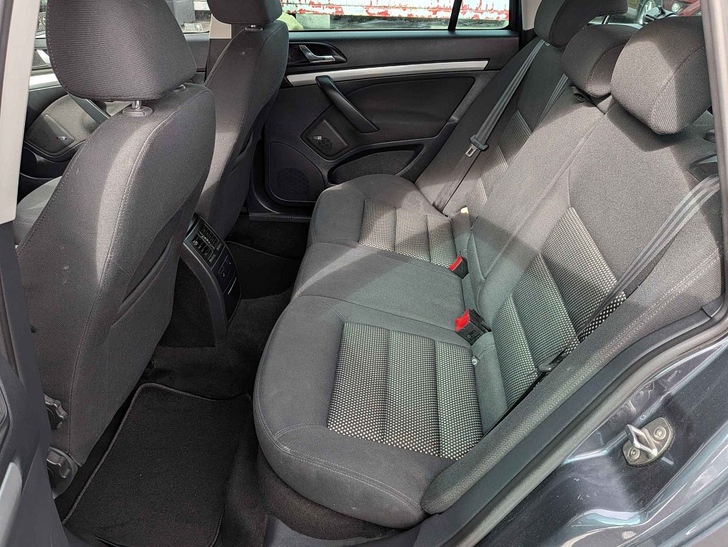 Škoda Octavia II 2.0TDi Scout 4x4