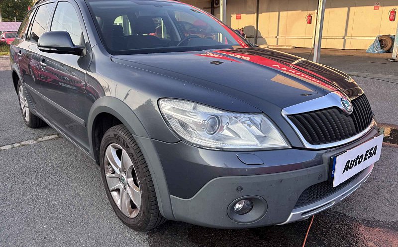 Škoda Octavia II 2.0TDi Scout