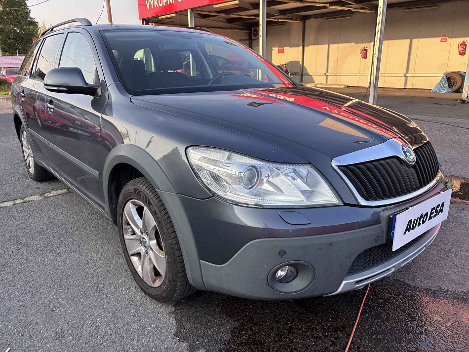 Škoda Octavia II 2.0TDi Scout