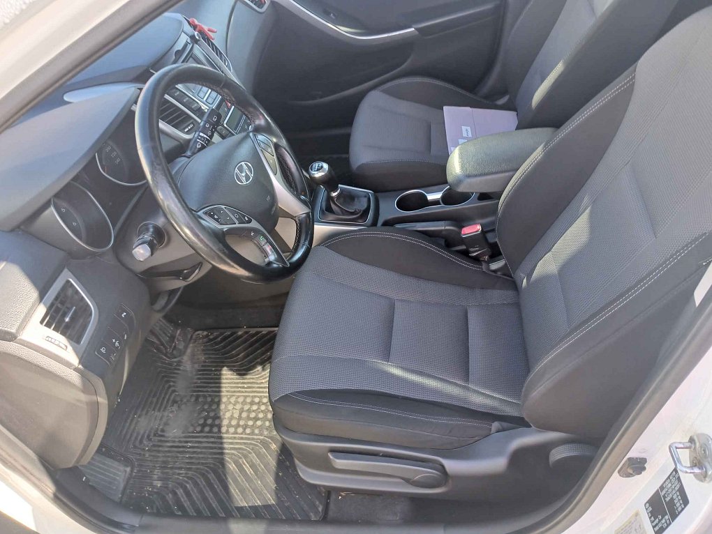 Hyundai I30 1.6 CRDi 