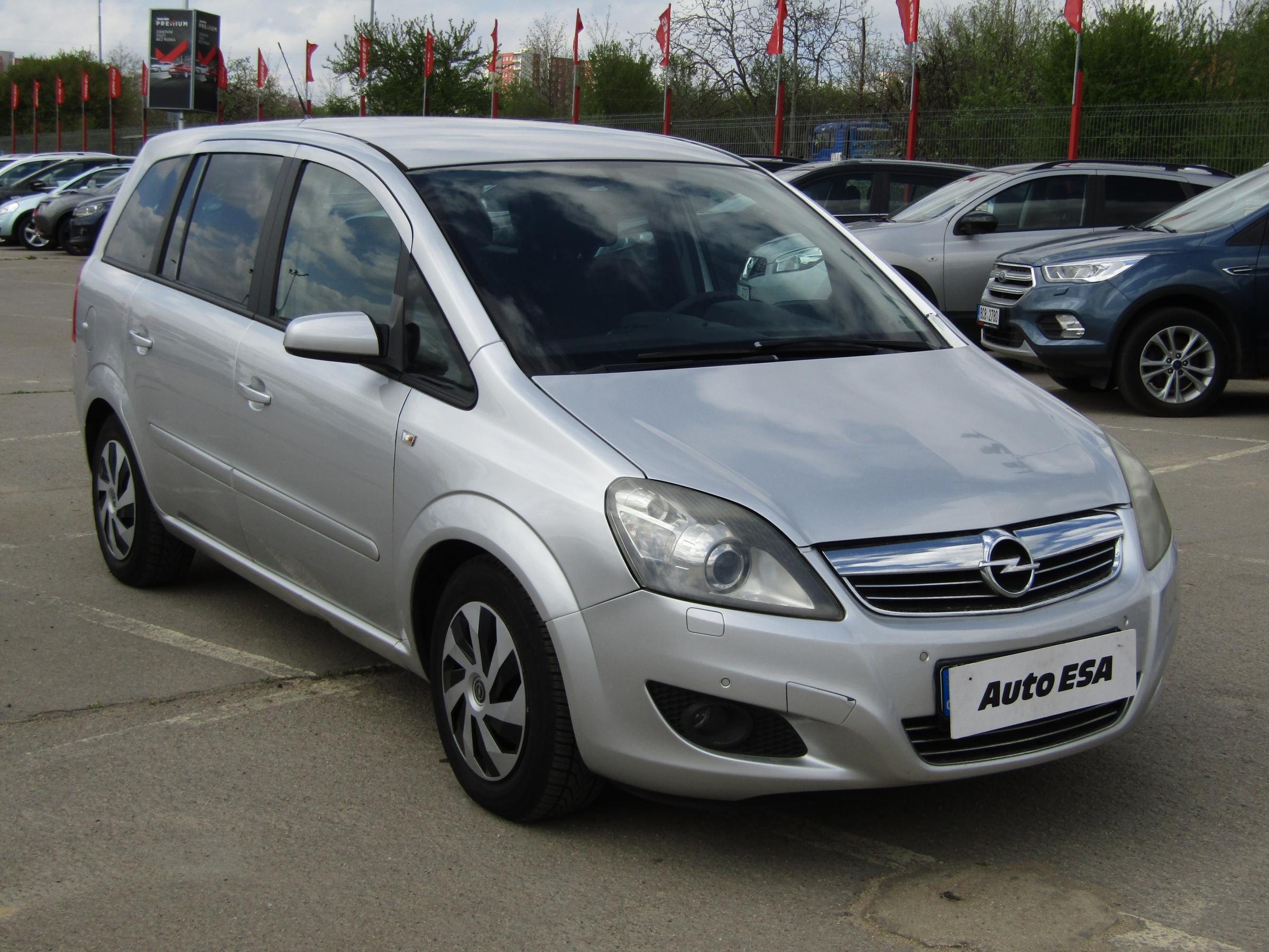 Opel Zafira, 2008 - celkový pohled