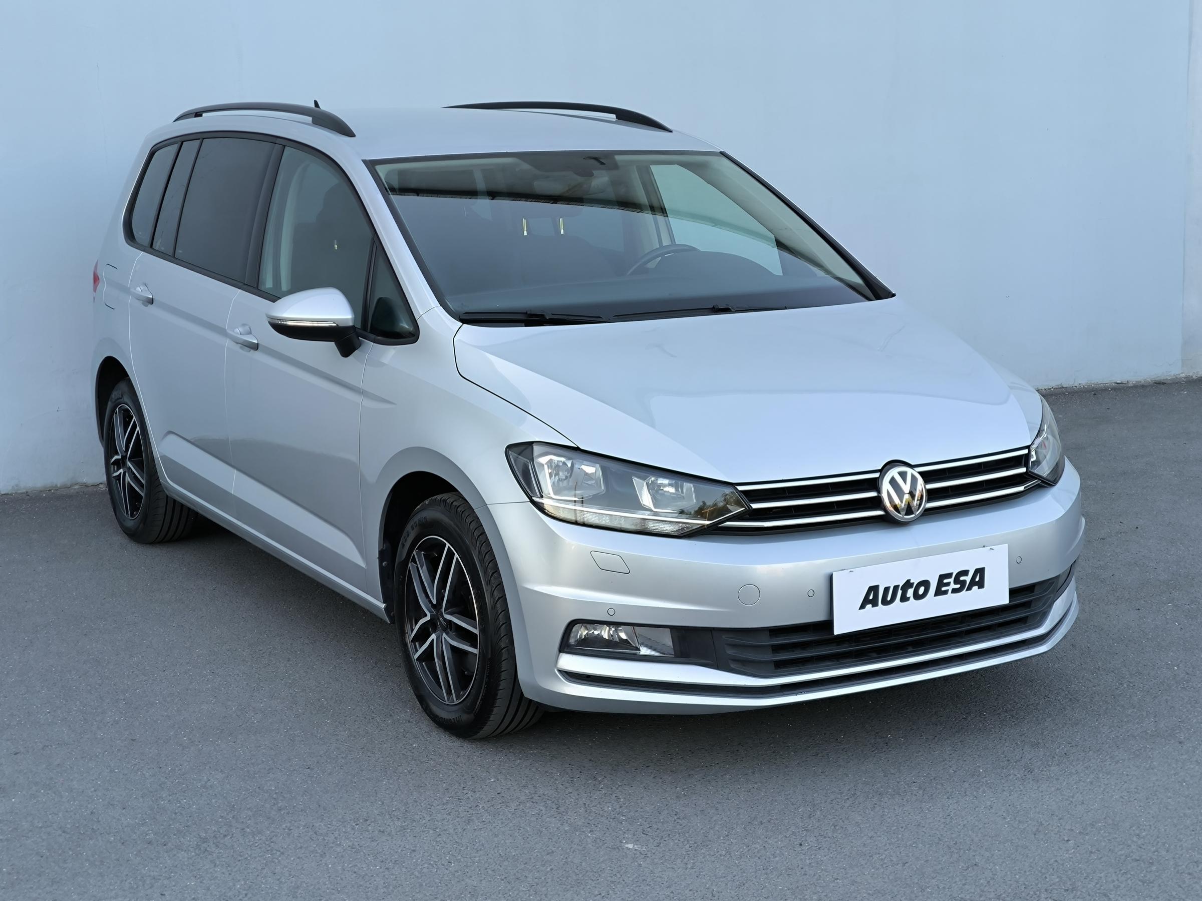 Volkswagen Touran, 2017 - celkový pohled