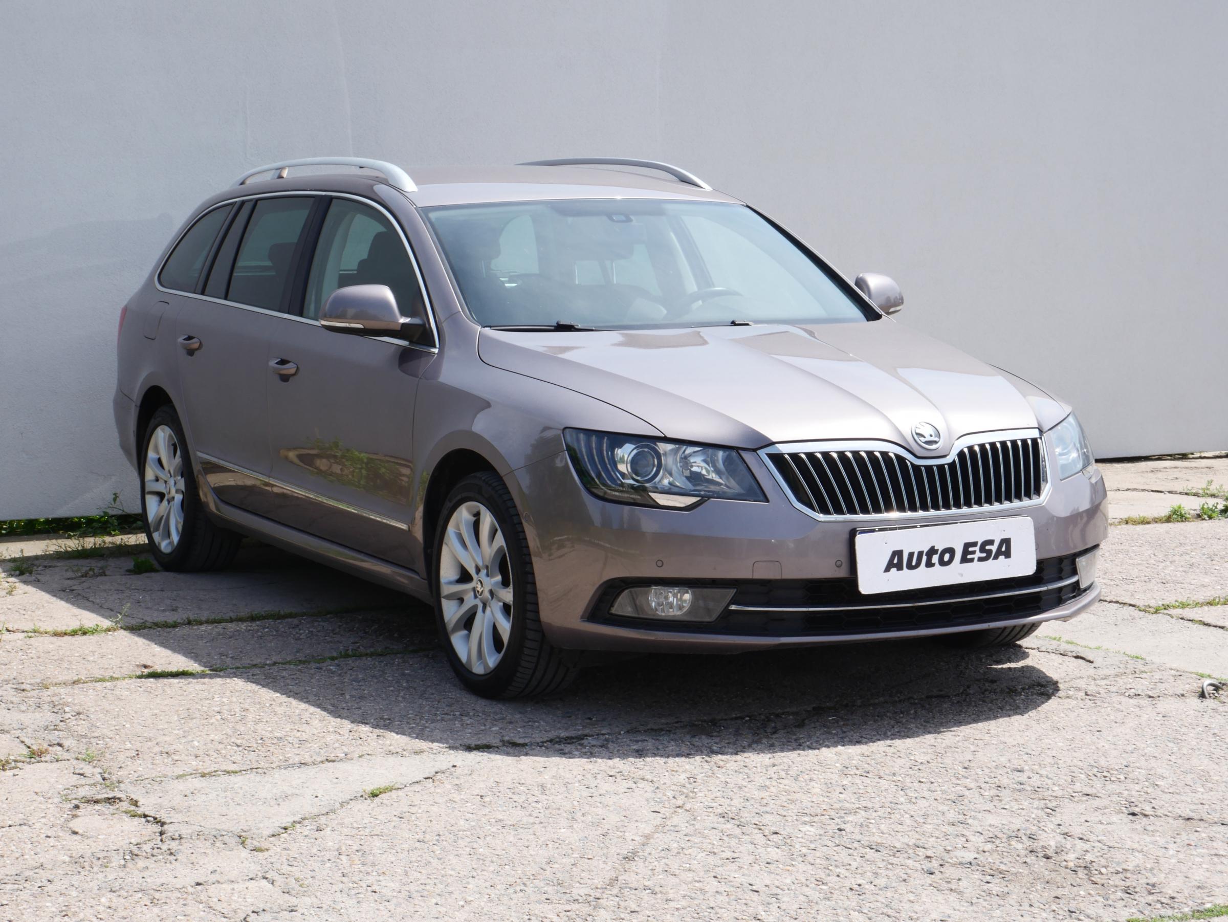 Škoda Superb II, 2013 - celkový pohled