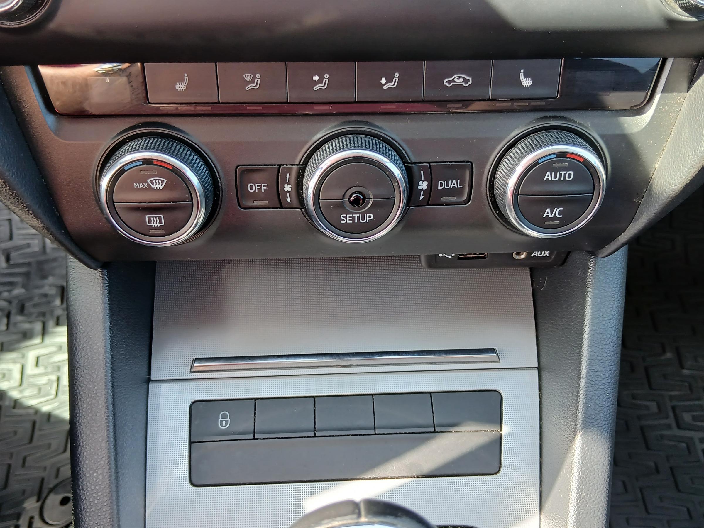 Škoda Octavia III, 2015 - pohled č. 16