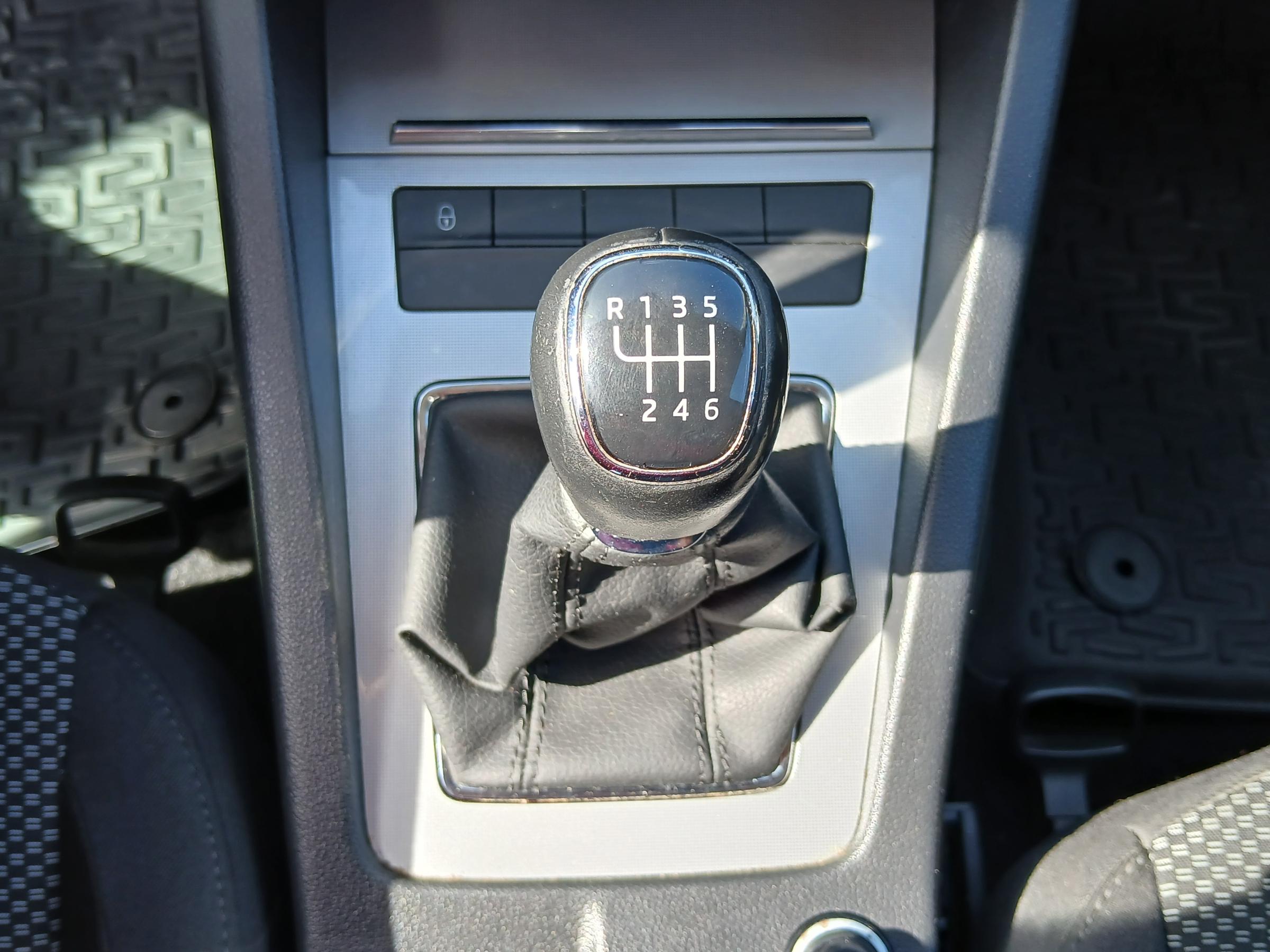 Škoda Octavia III, 2015 - pohled č. 18