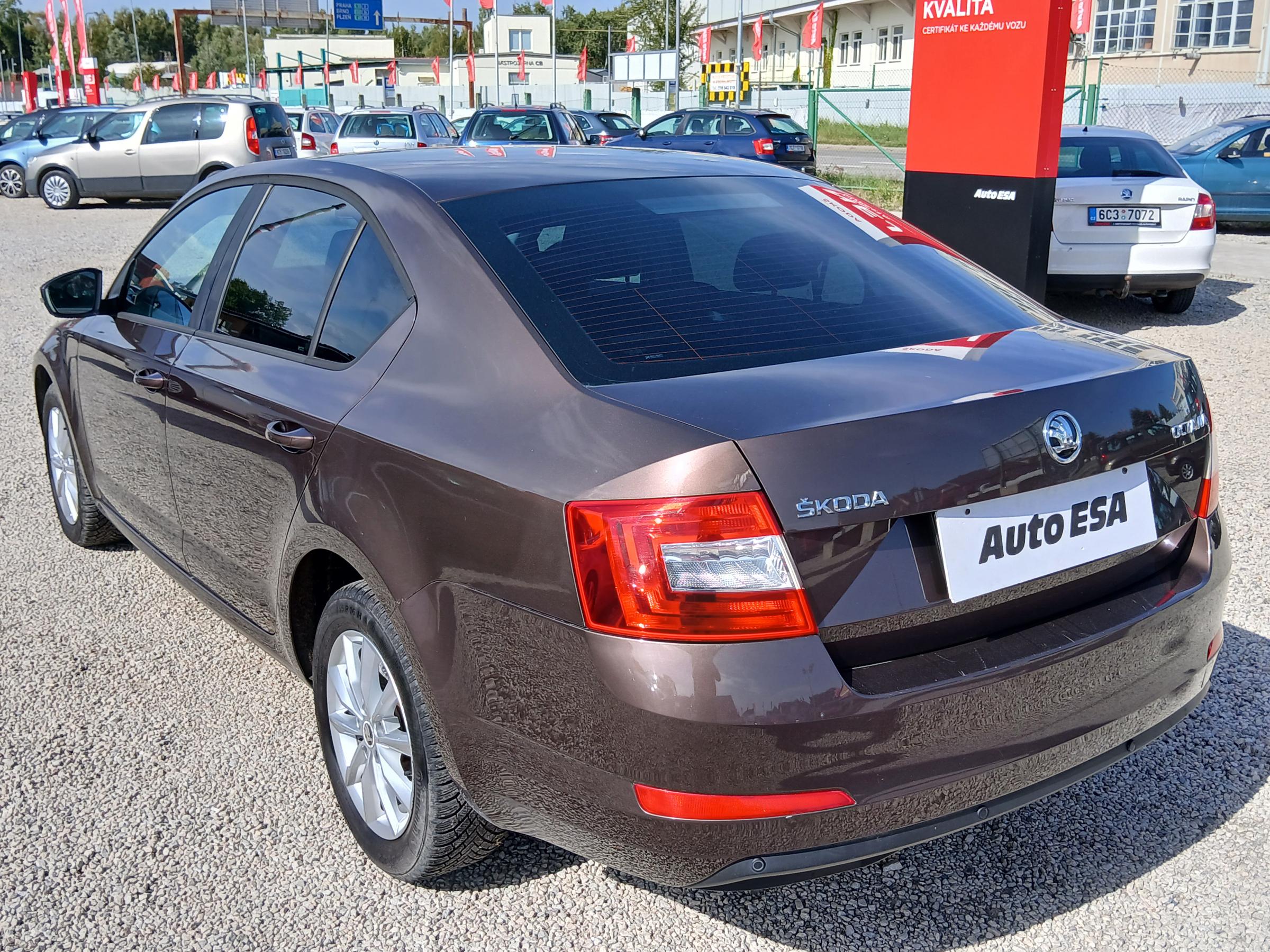 Škoda Octavia III, 2015 - pohled č. 6