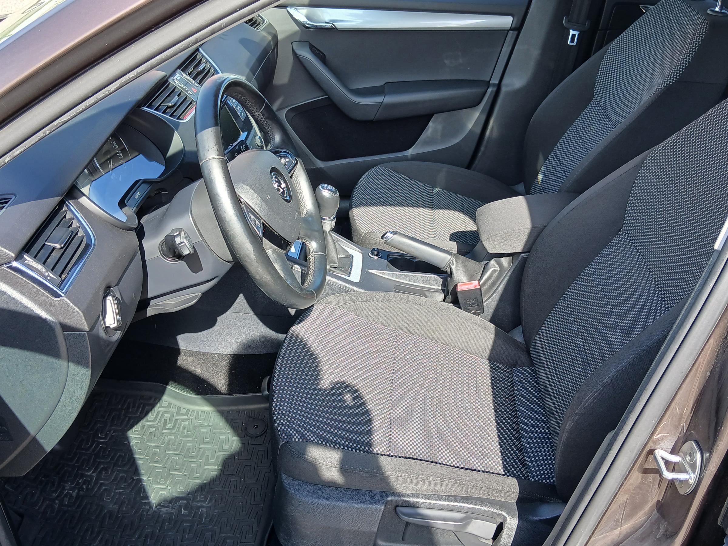 Škoda Octavia III, 2015 - pohled č. 9