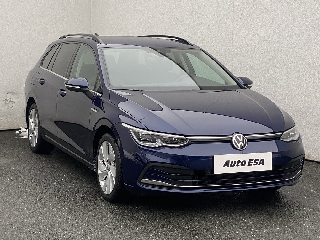 Volkswagen Golf 1.5 e-TSi Style