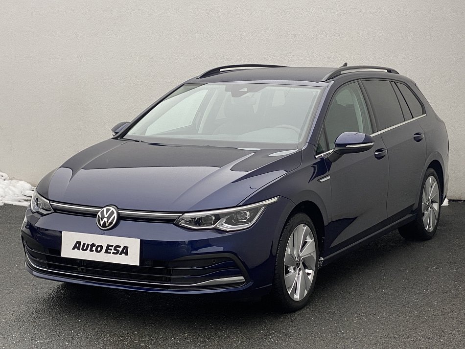 Volkswagen Golf 1.5 e-TSi Style