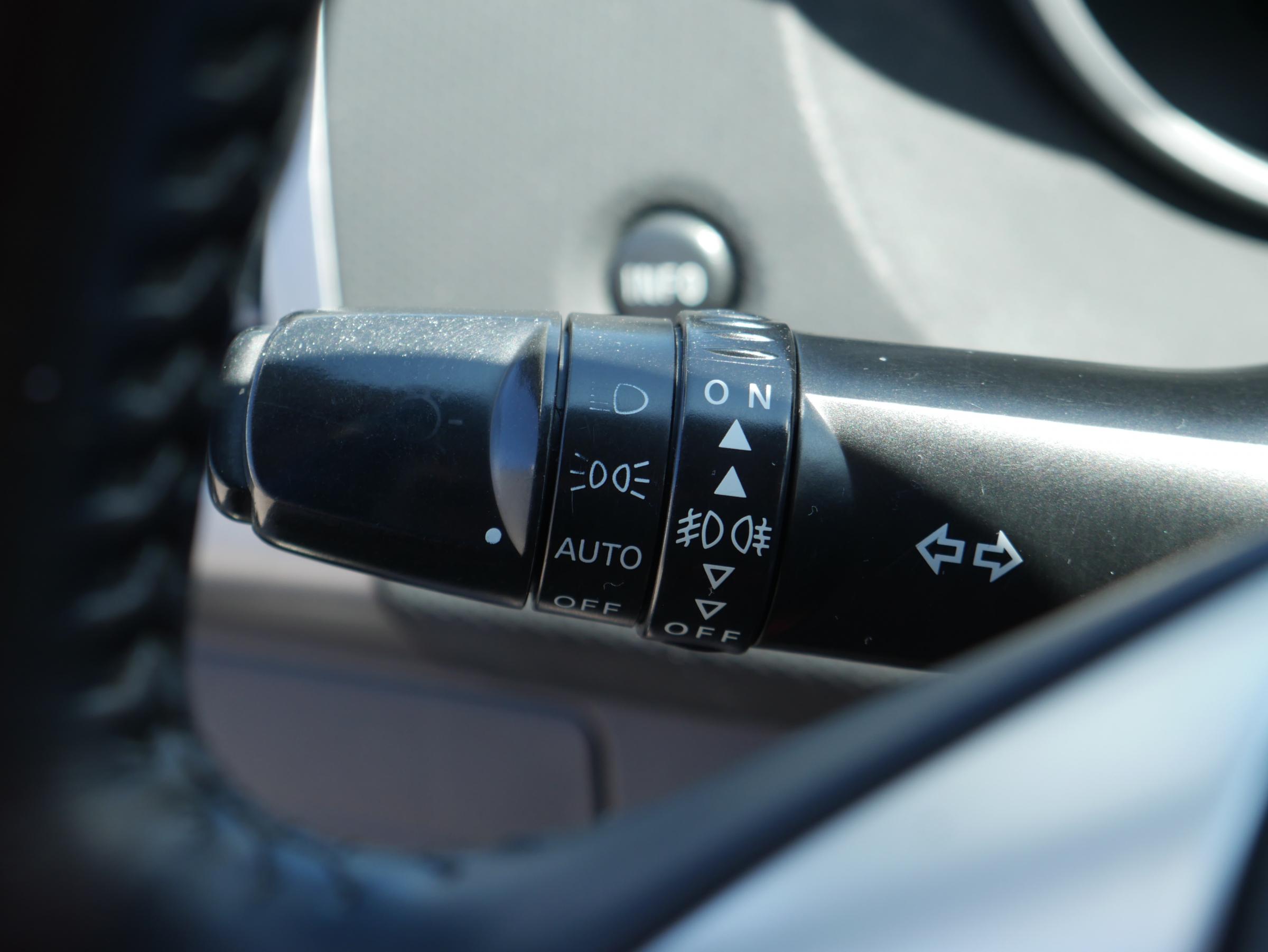 Citroën C-Crosser, 2008 - pohled č. 19