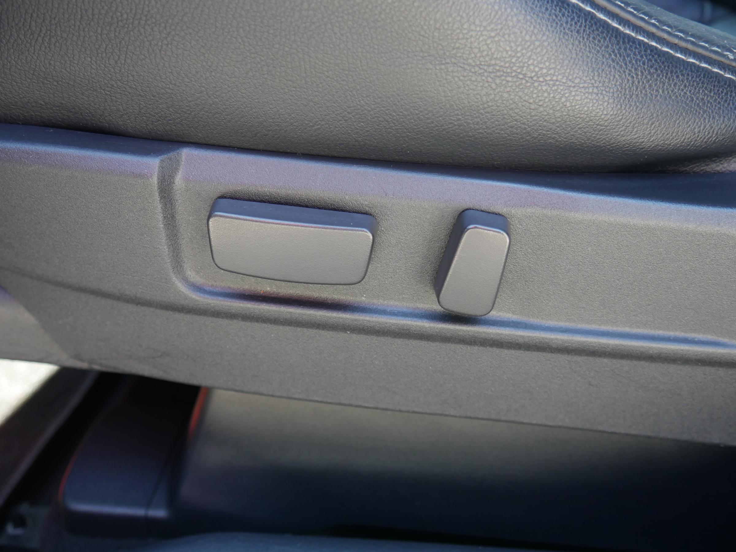 Citroën C-Crosser, 2008 - pohled č. 22