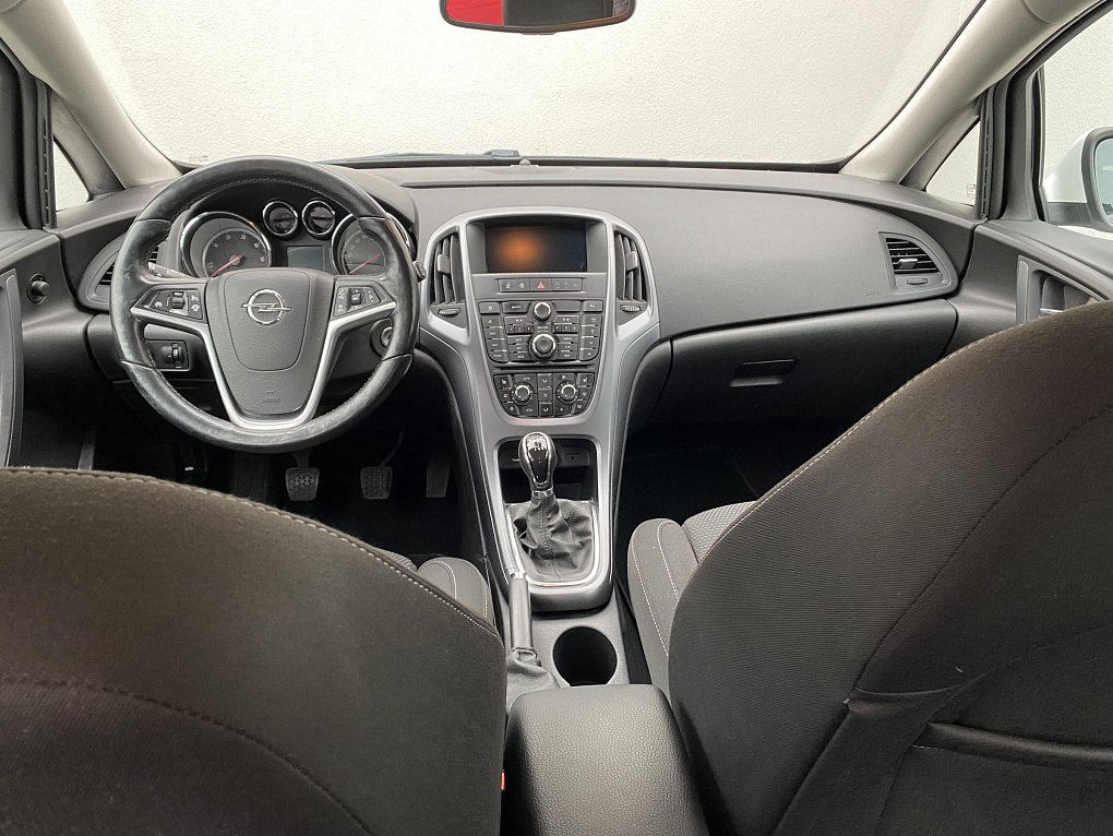 Opel Astra 1.6 CDTi 