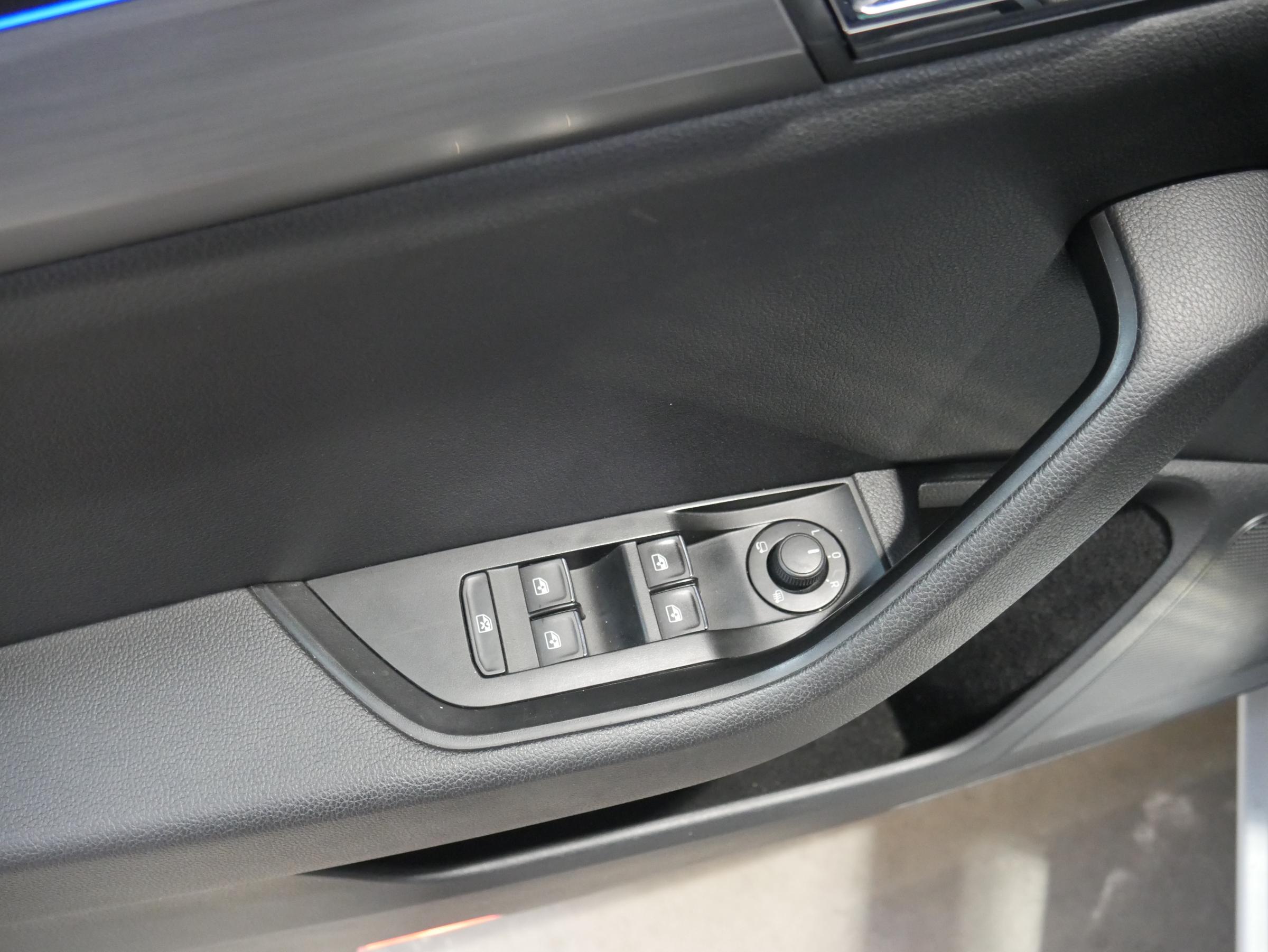 Škoda Superb III, 2016 - pohled č. 14