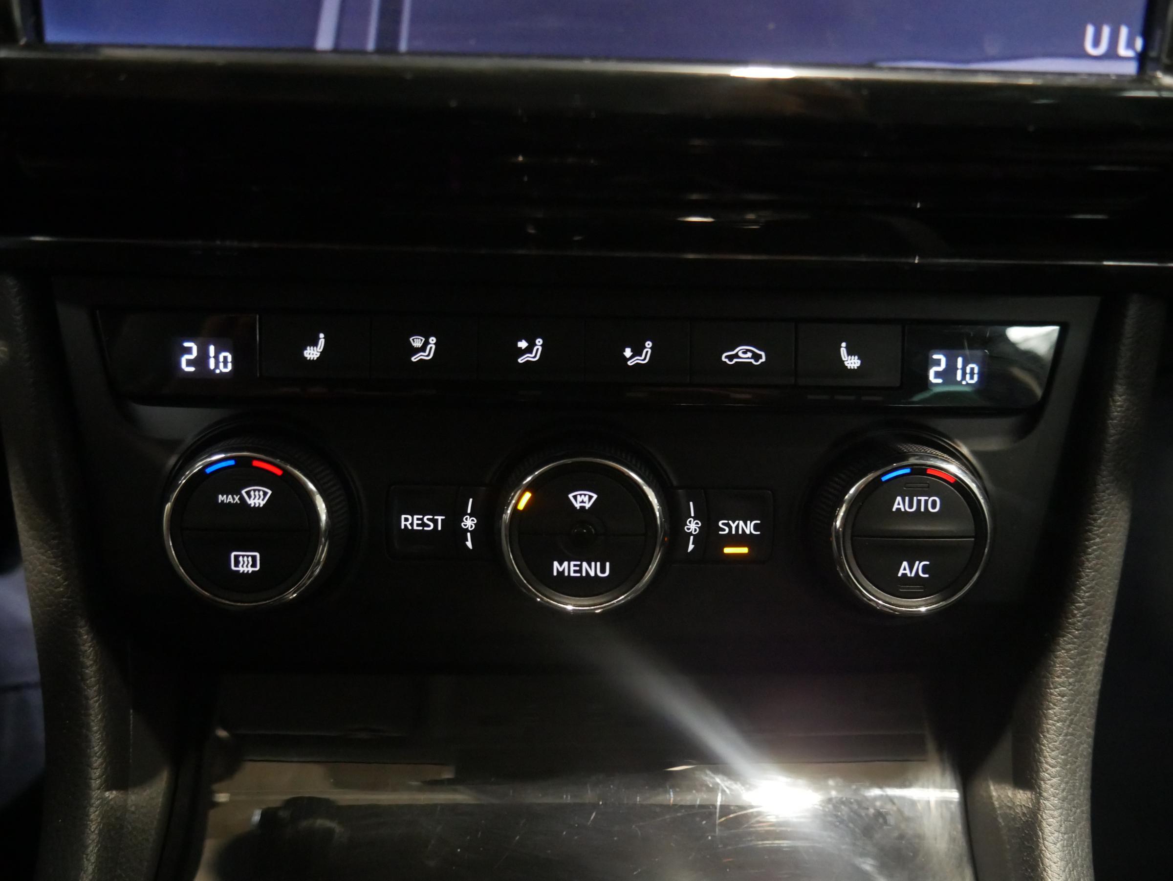 Škoda Superb III, 2016 - pohled č. 21