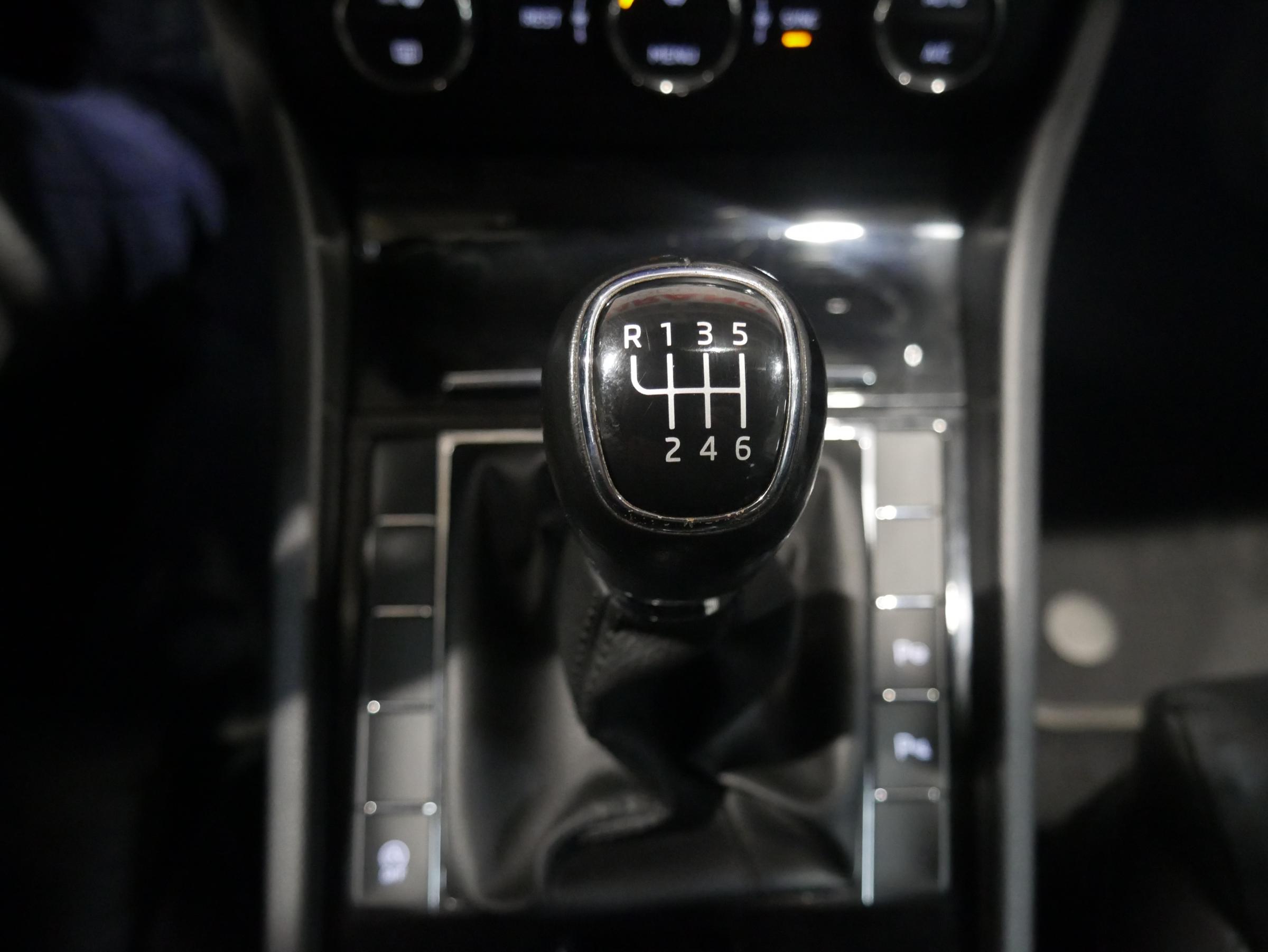 Škoda Superb III, 2016 - pohled č. 22