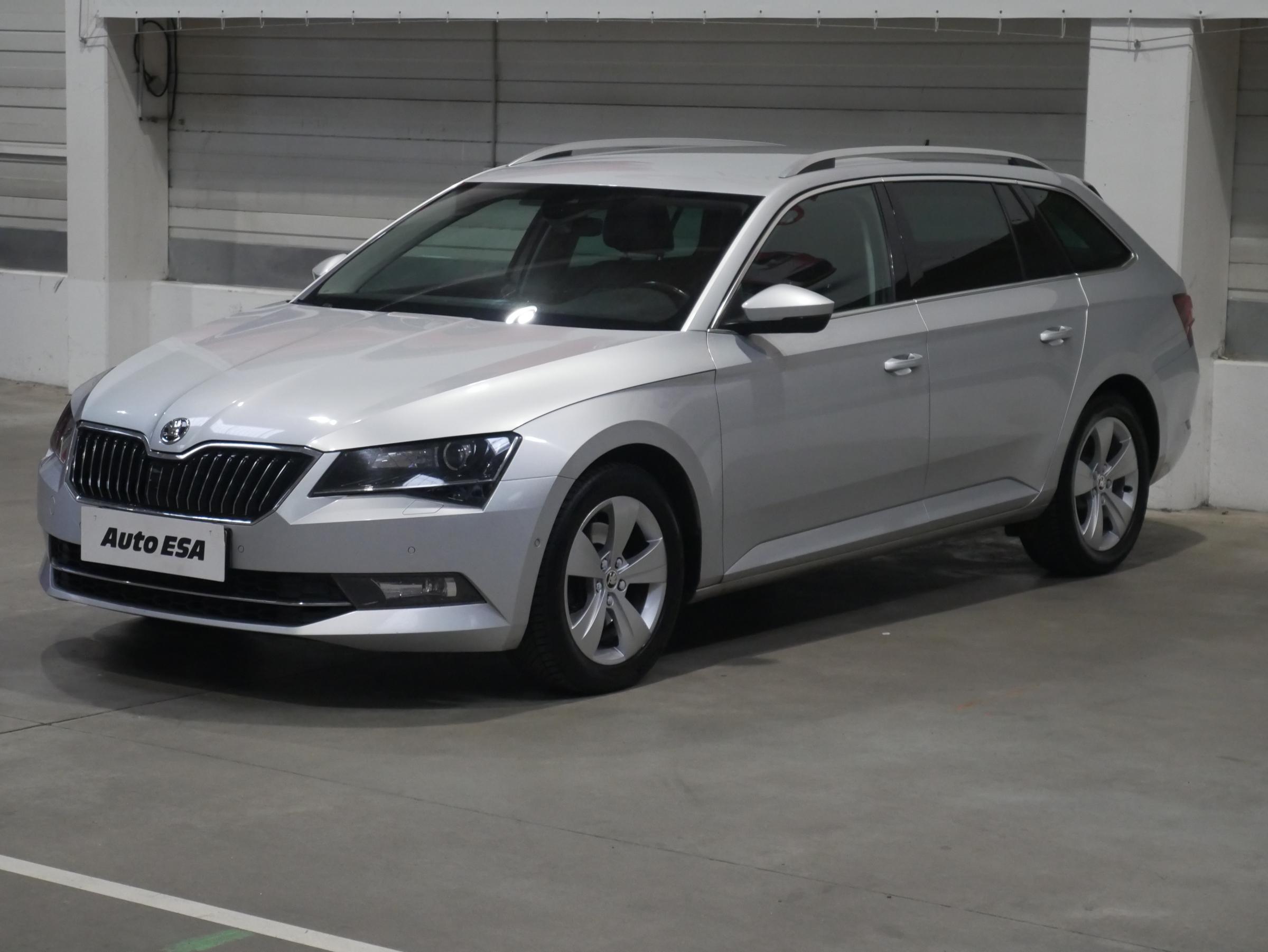 Škoda Superb III, 2016 - pohled č. 3